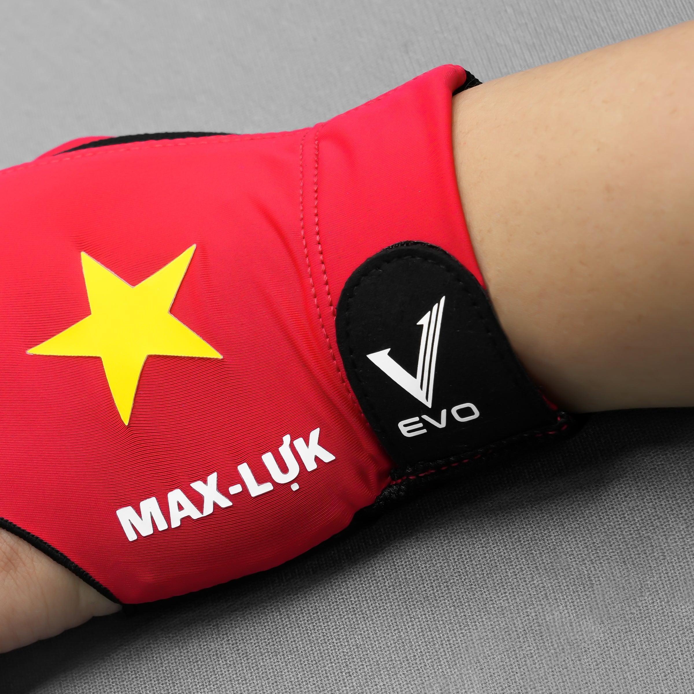 Găng EVO MAX-LỰK VIỆT NAM - Trái