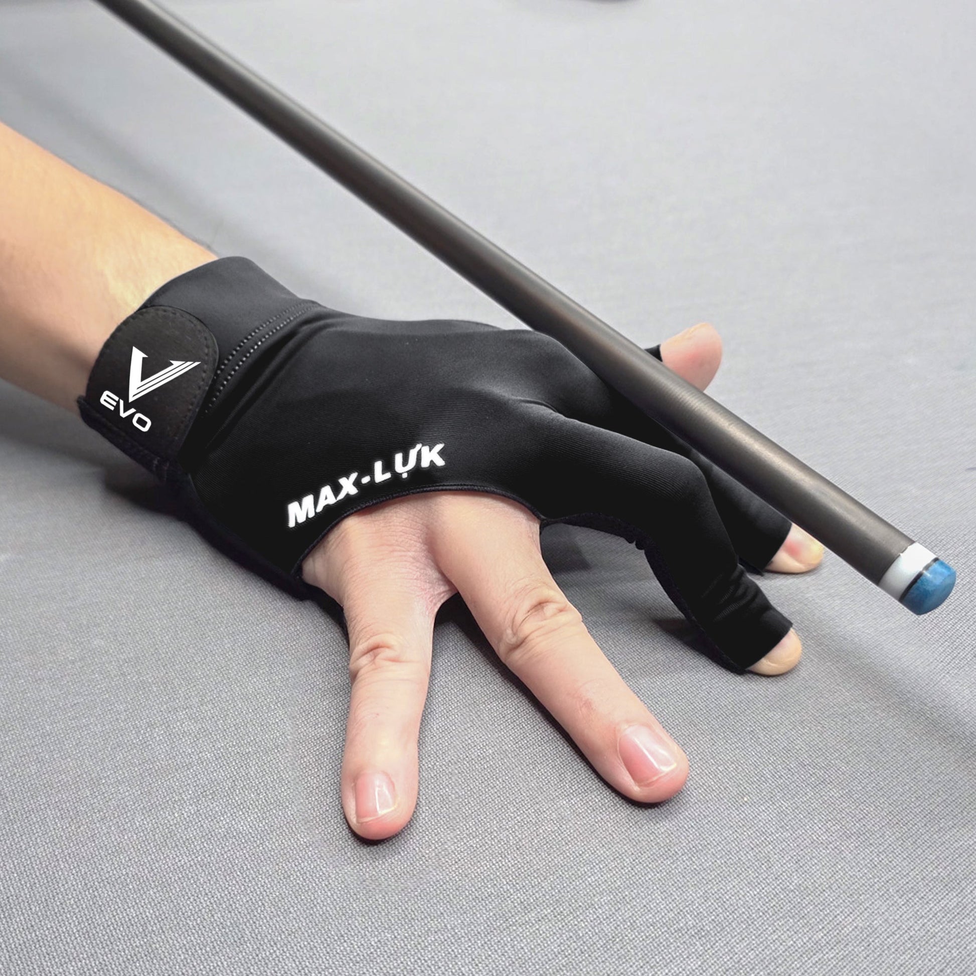 EVO GLOVE MAX-LỰK - RIGHT - BLACK